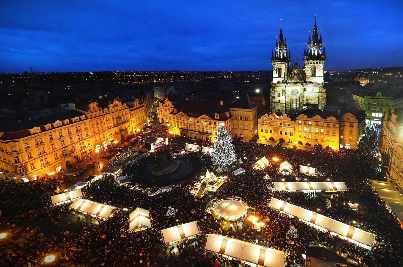 Výsledok vyhľadávania obrázkov pre dopyt kudy z nudy Vianočné trhy Praha